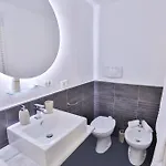 게스트하우스 Grottini Luxury ~ Pantheon 4*