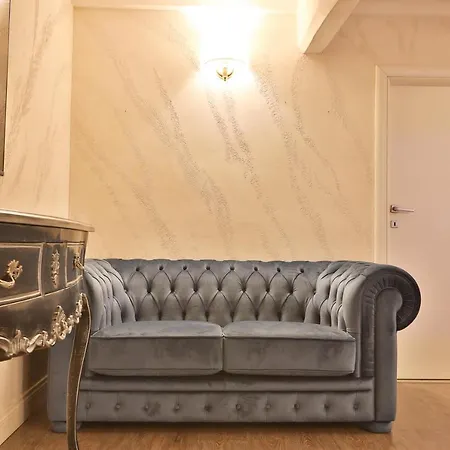 Grottini Luxury ~ Pantheon