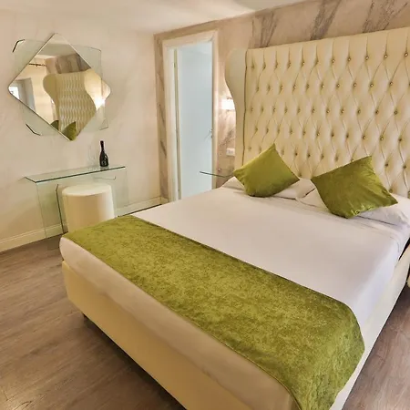 Gasthuis Grottini Luxury ~ Pantheon *