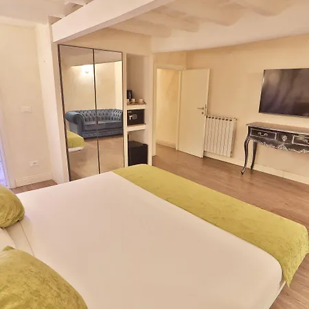 招待所 Grottini Luxury ~ Pantheon 4*