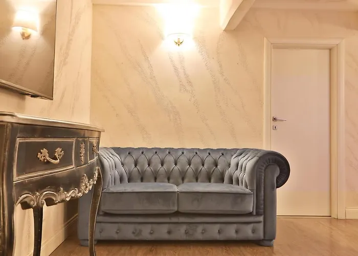 Grottini Luxury ~ Pantheon