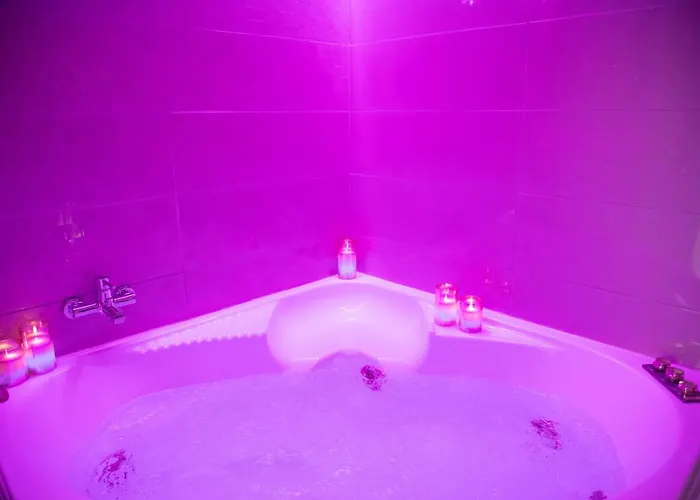 Grottini Luxury ~ Pantheon 4*