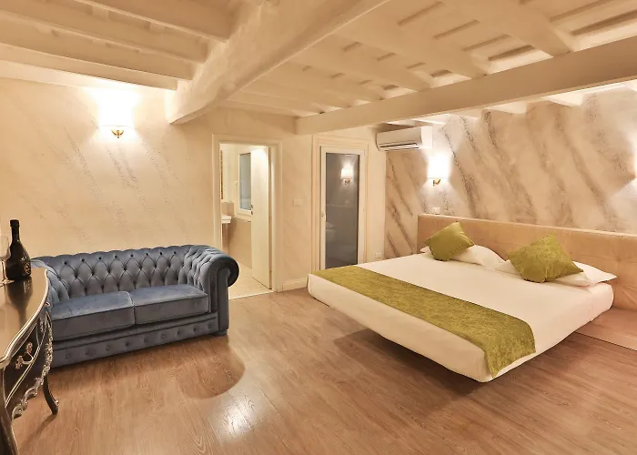 Πανσιόν Grottini Luxury ~ Pantheon 4*