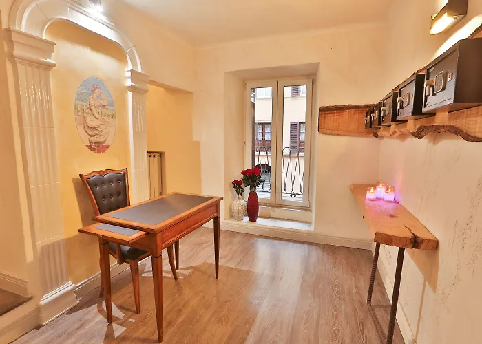 Πανσιόν Grottini Luxury ~ Pantheon 4*