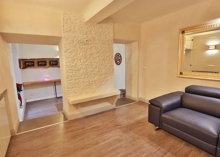 Πανσιόν Grottini Luxury ~ Pantheon 4*