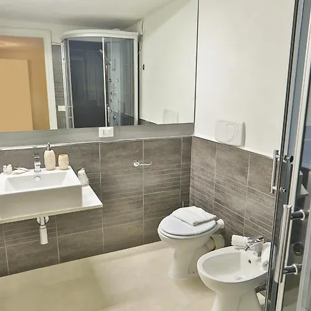 Grottini Luxury ~ Pantheon 4*