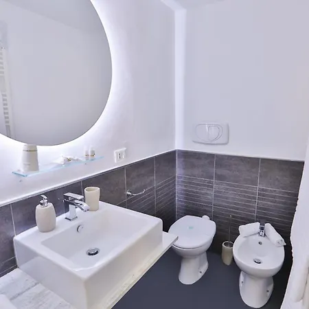 Гостевой дом Grottini Luxury ~ Pantheon 4*