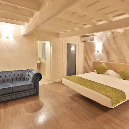 Гостевой дом Grottini Luxury ~ Pantheon 4*